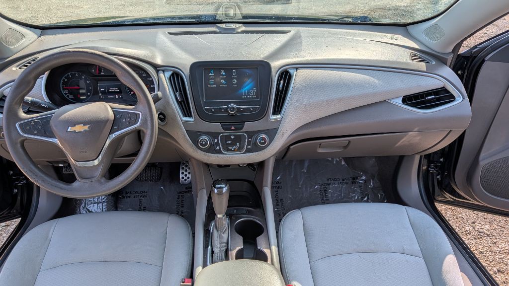 2016 Chevrolet Malibu Image 13