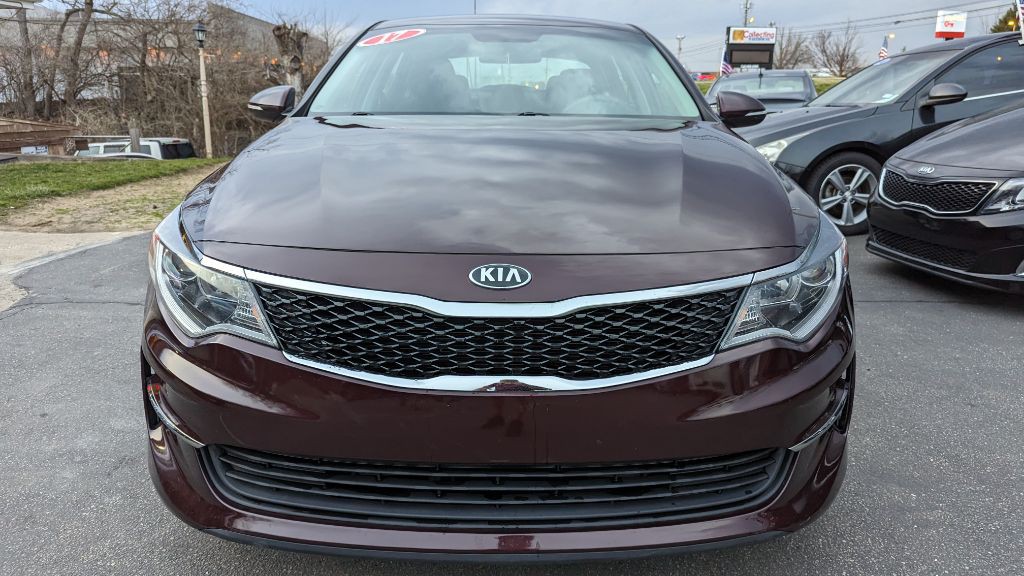2017 Kia Optima Image 2