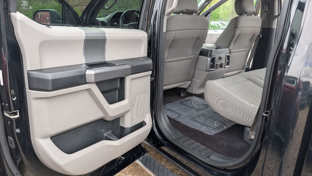 2017 Ford F-150 Image 8