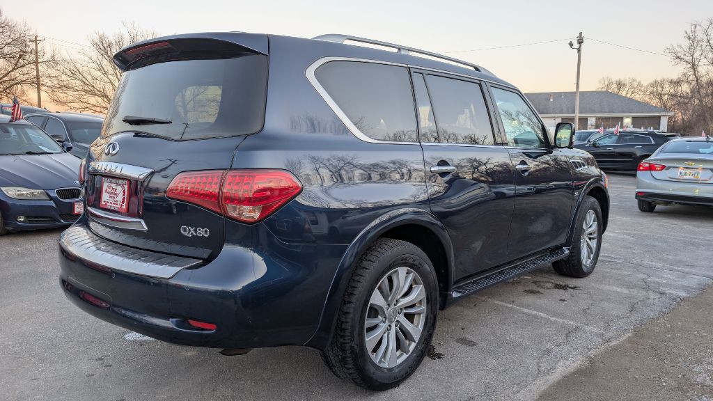 2015 INFINITI QX80 Image 7