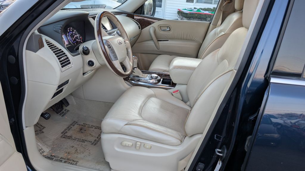2015 INFINITI QX80 Image 15