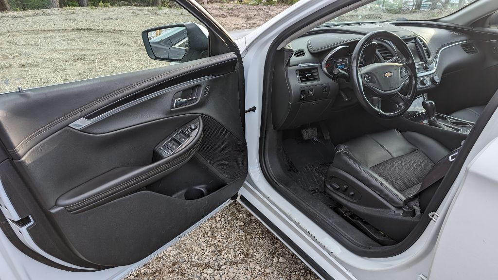 2017 Chevrolet Impala Image 8