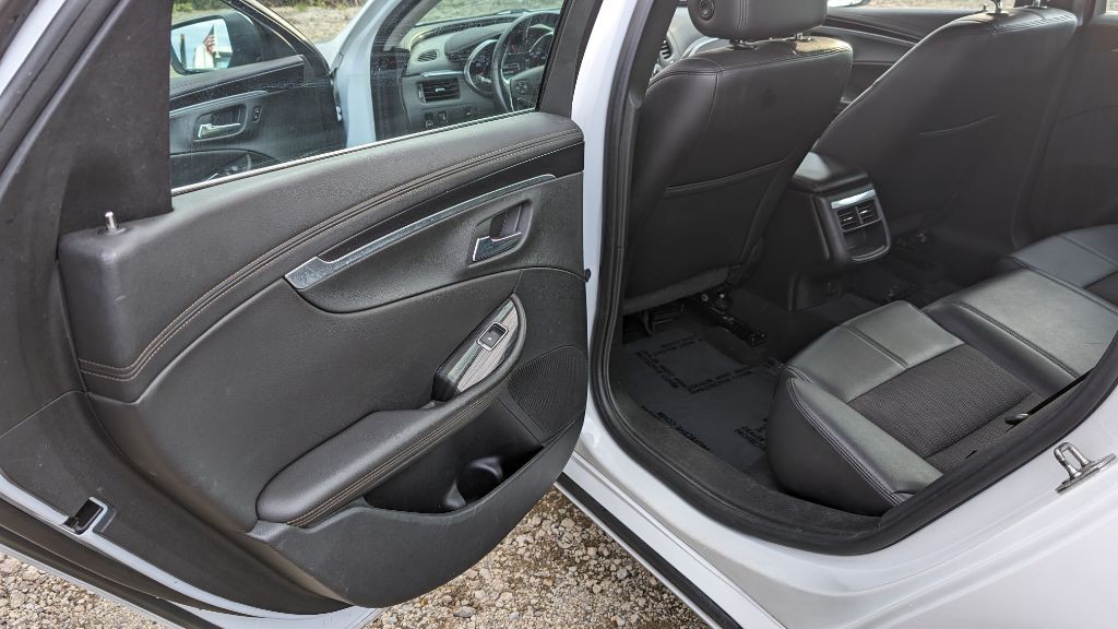 2017 Chevrolet Impala Image 9
