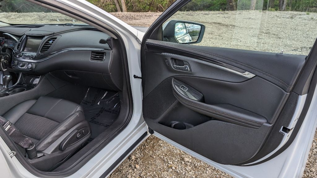 2017 Chevrolet Impala Image 10