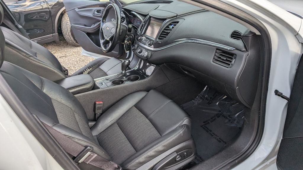 2017 Chevrolet Impala Image 14