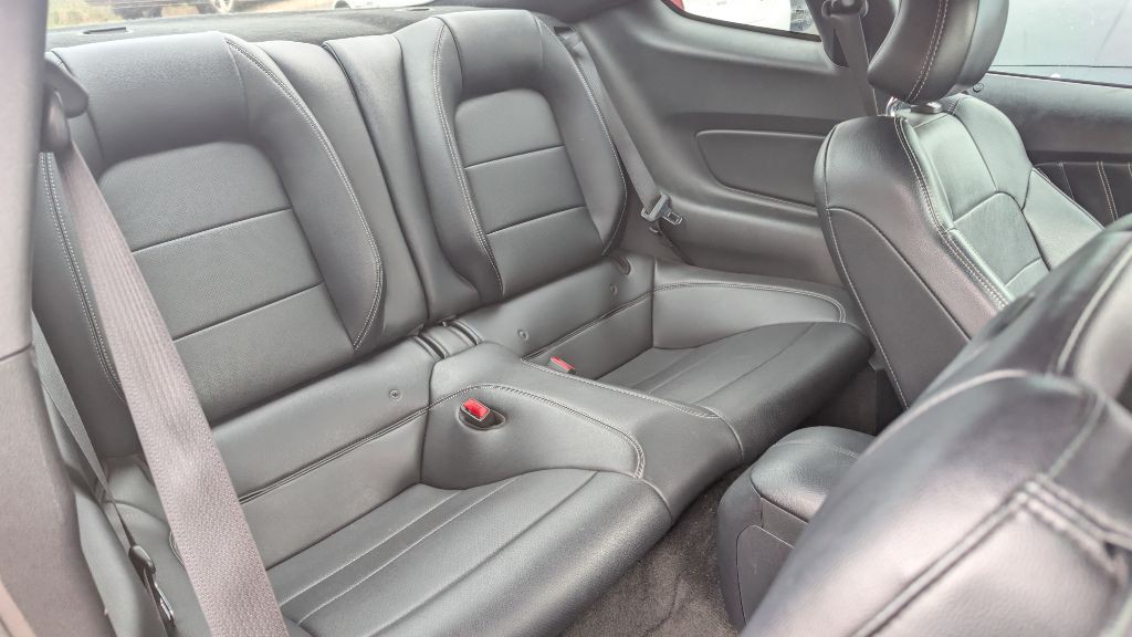 2016 Ford Mustang Image 9