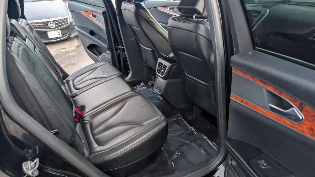 2017 Lincoln MKX Image 11
