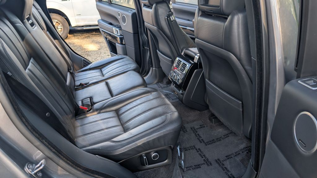 2016 Land Rover Range Rover Image 11