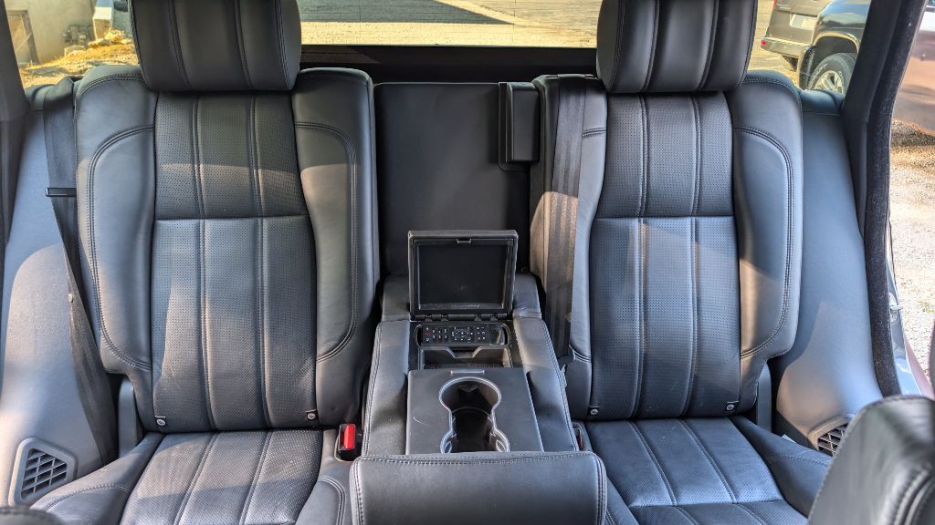 2016 Land Rover Range Rover Image 12