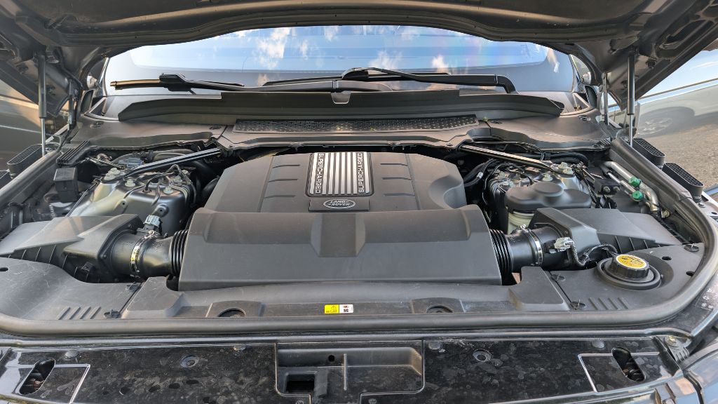 2016 Land Rover Range Rover Image 19