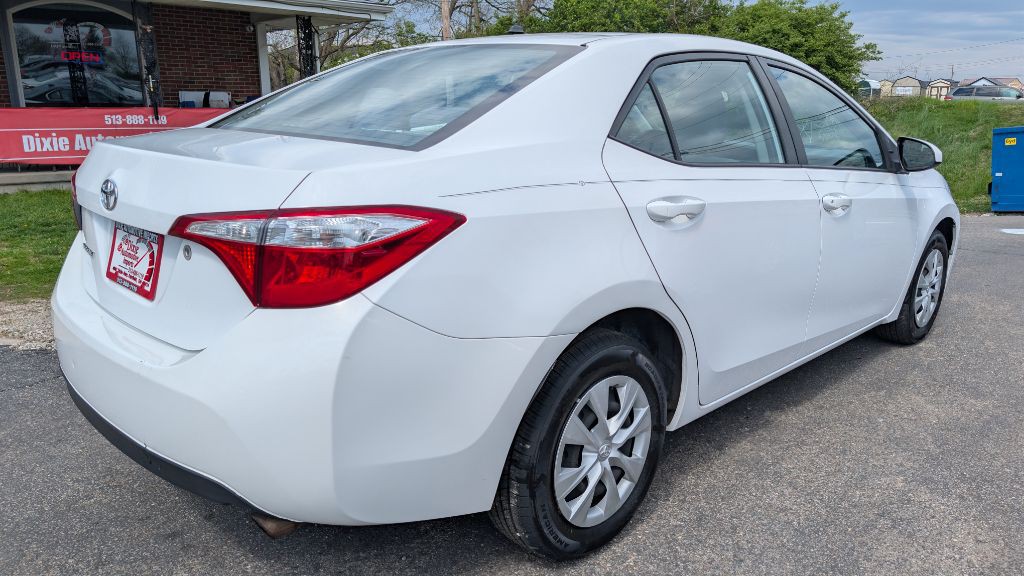 2015 Toyota Corolla Image 6