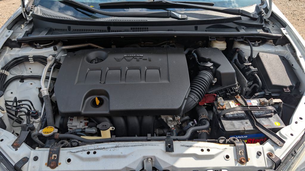 2015 Toyota Corolla Image 20