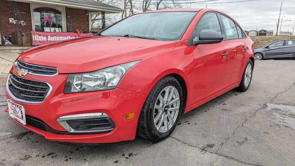 2016 Chevrolet Cruze Image 2