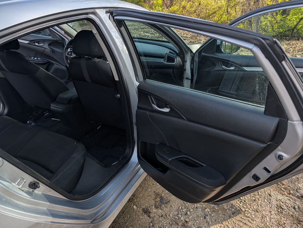 2018 Honda Civic Image 10