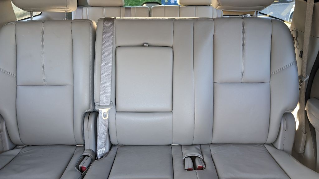 2010 GMC Yukon Image 14