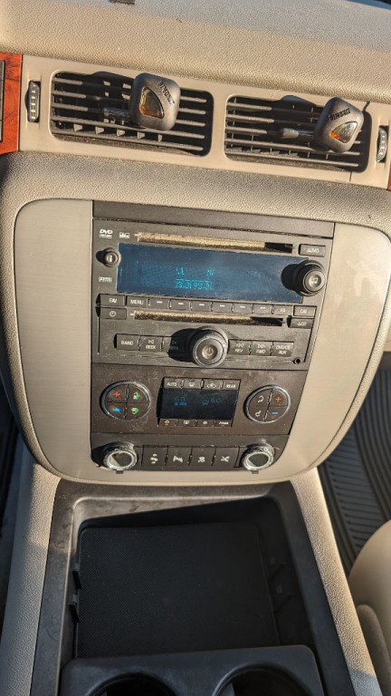 2010 GMC Yukon Image 19