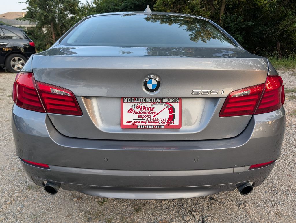 2011 BMW 5 Series Image 4