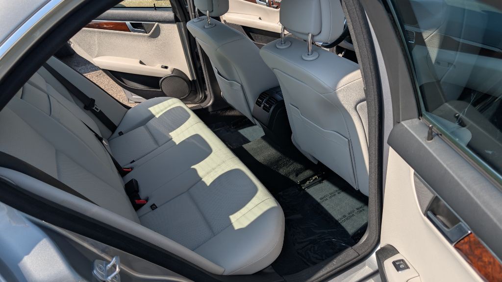 2014 Mercedes-Benz C-Class Image 11
