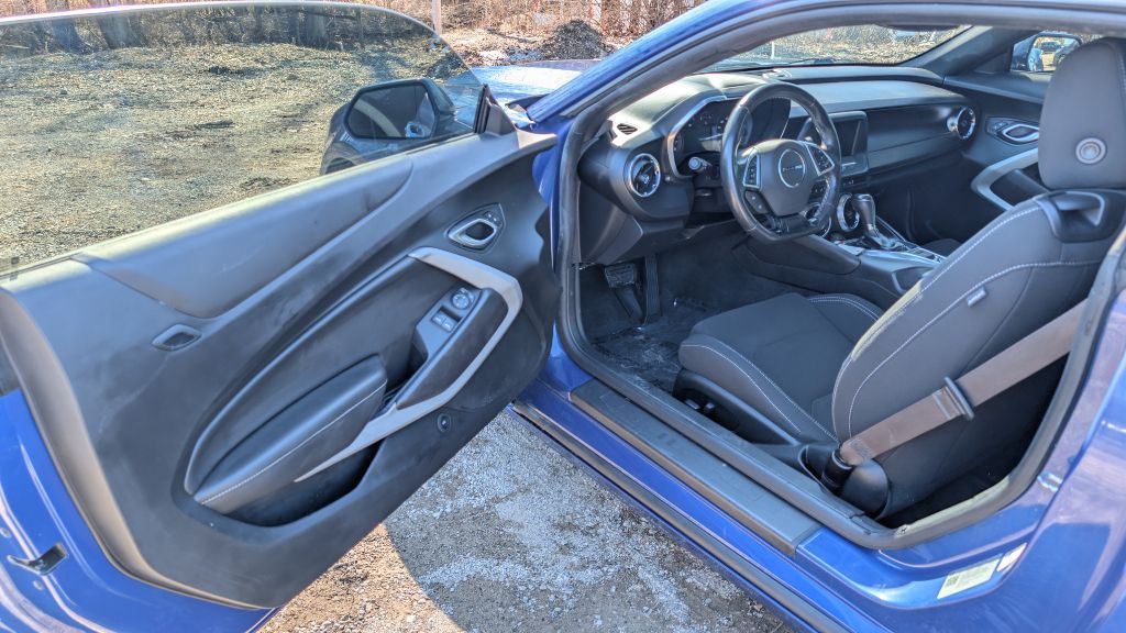 2020 Chevrolet Camaro Image 7