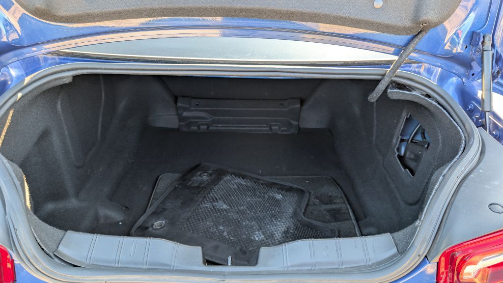 2020 Chevrolet Camaro Image 16