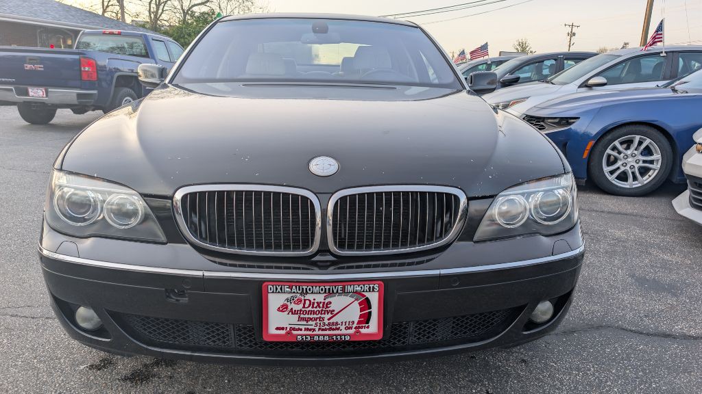 2007 BMW 7 Series Image 2