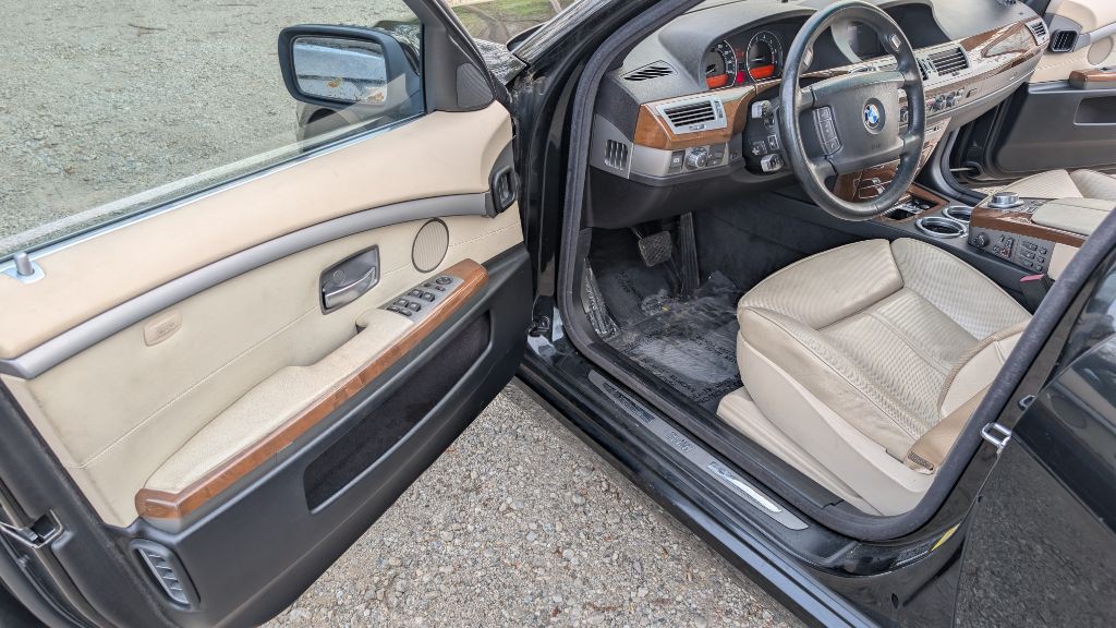 2007 BMW 7 Series Image 7