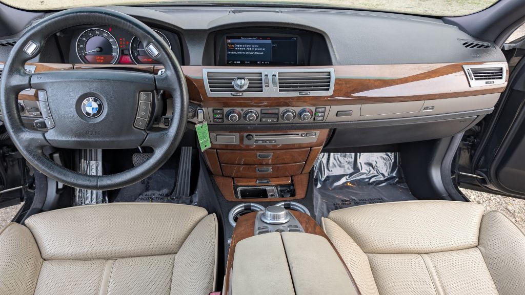 2007 BMW 7 Series Image 14