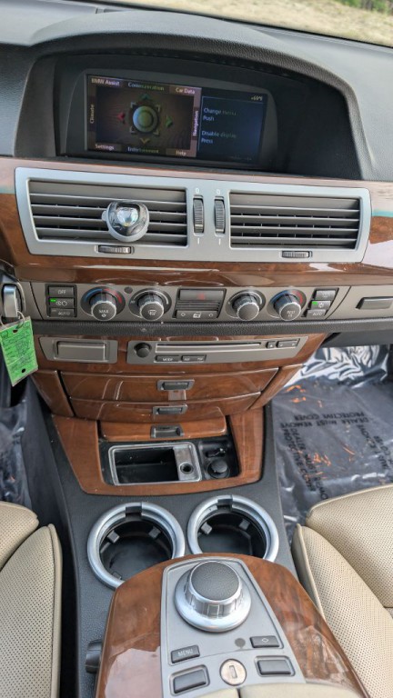 2007 BMW 7 Series Image 17