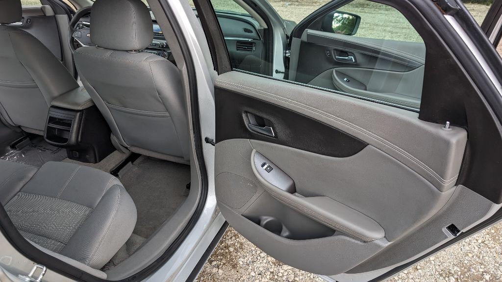 2014 Chevrolet Impala Image 11