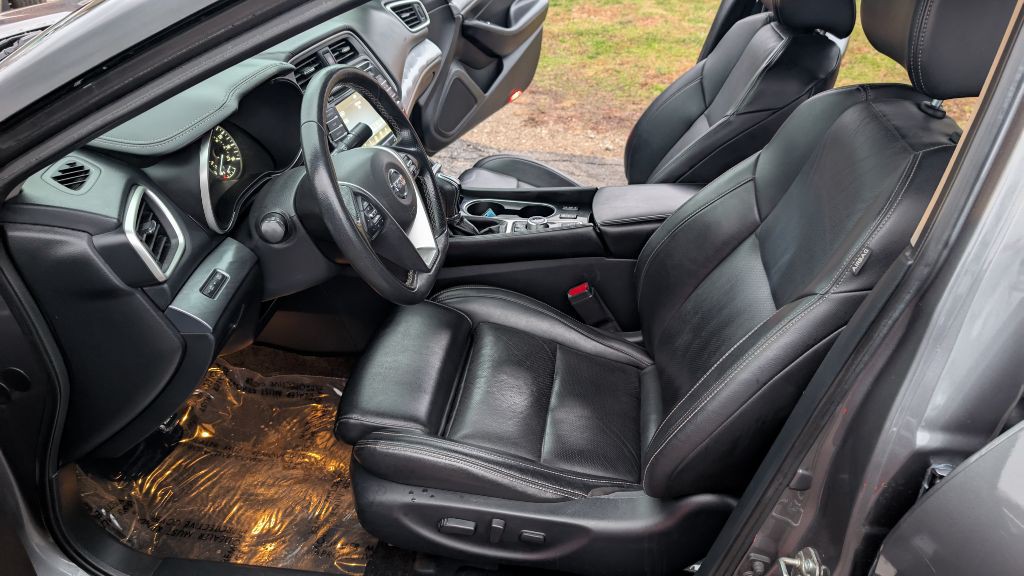 2018 Nissan Maxima Image 12