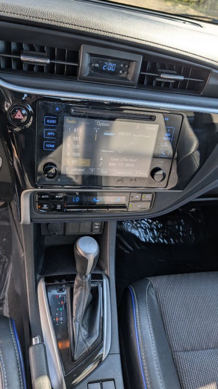 2018 Toyota Corolla Image 16