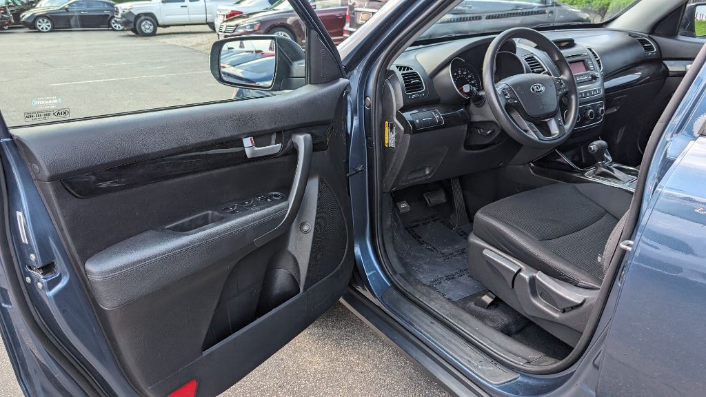 2015 Kia Sorento Image 8