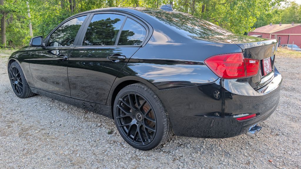 2015 BMW 3 Series Image 4