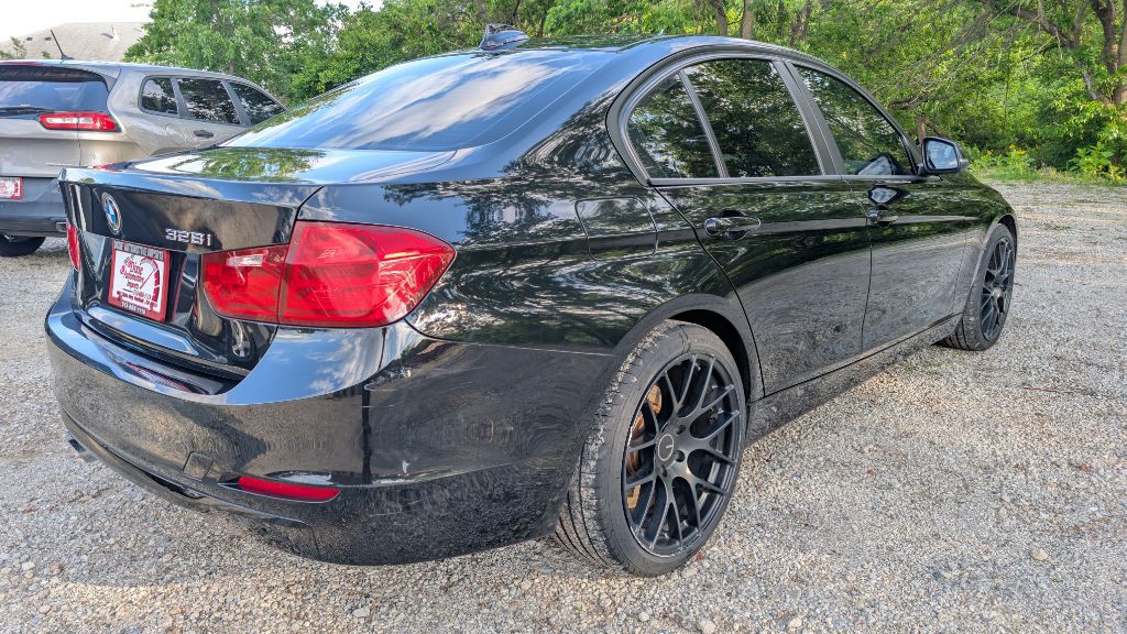 2015 BMW 3 Series Image 6