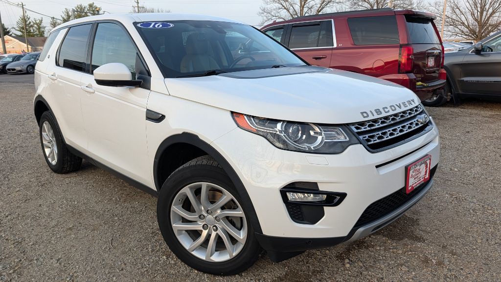 2016 Land Rover Discovery Sport Image 1