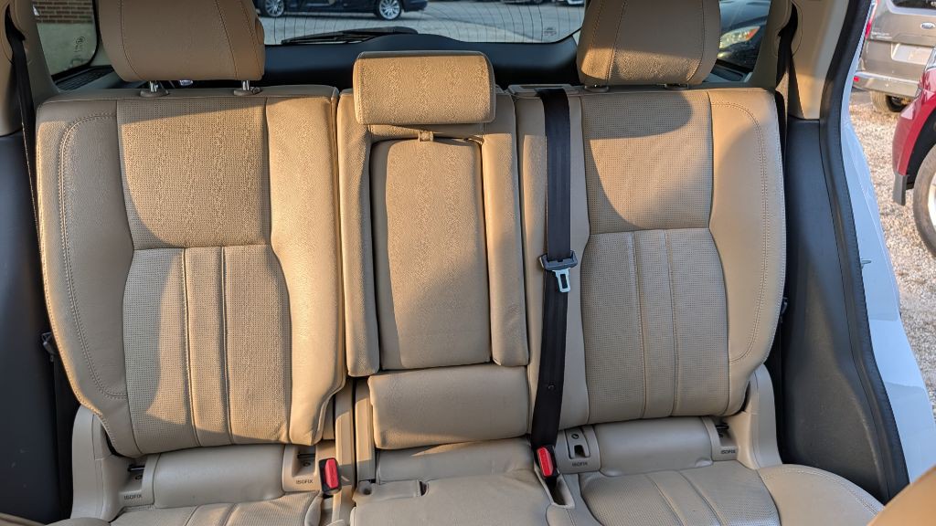 2016 Land Rover Discovery Sport Image 12
