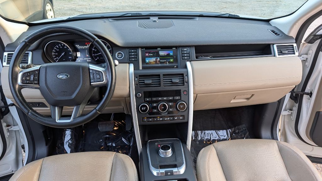 2016 Land Rover Discovery Sport Image 14