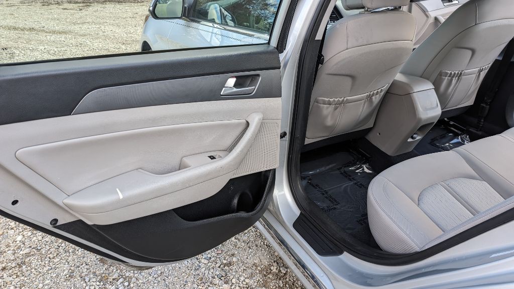 2016 Hyundai Sonata Image 8