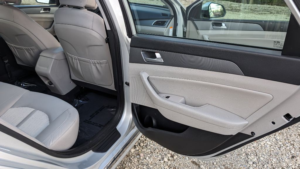 2016 Hyundai Sonata Image 10
