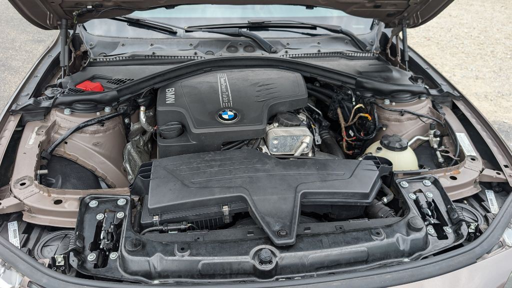 2013 BMW 3 Series Image 20