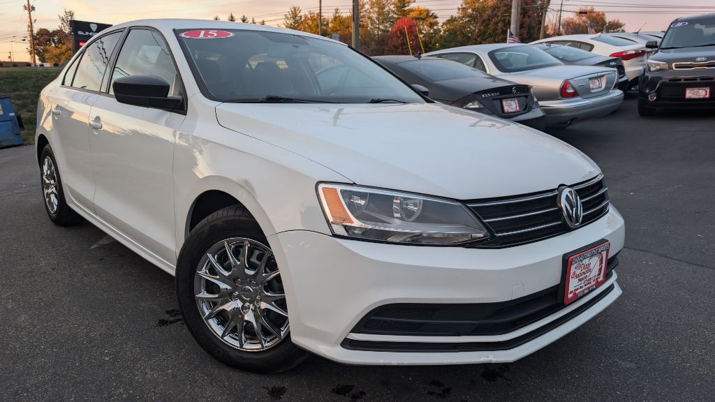 2015 Volkswagen Jetta Image 1