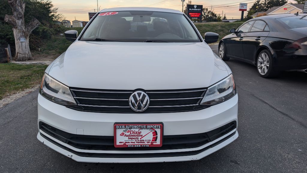 2015 Volkswagen Jetta Image 2