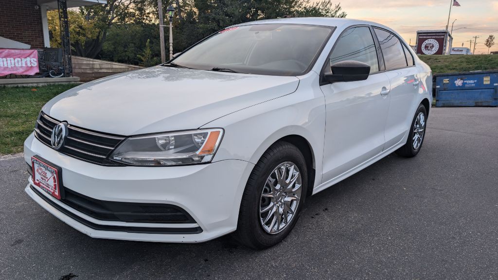 2015 Volkswagen Jetta Image 3
