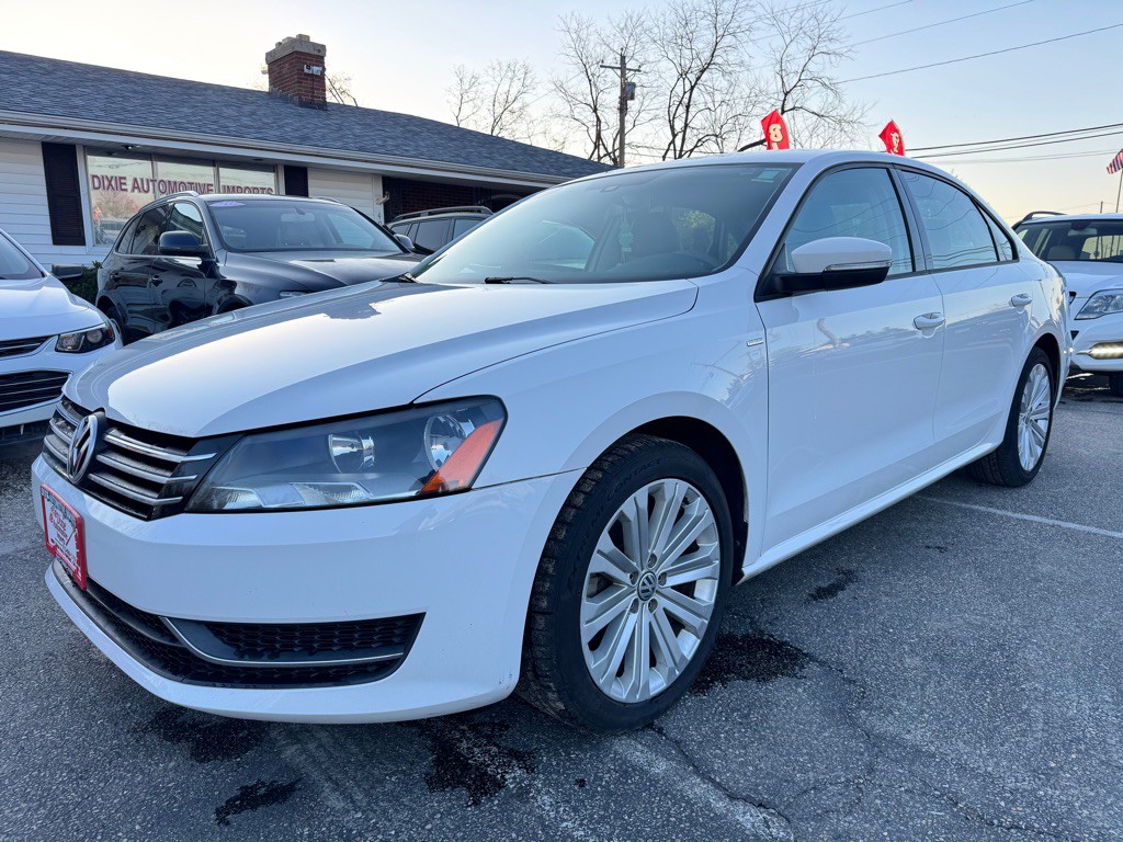 2015 Volkswagen Passat Image 3