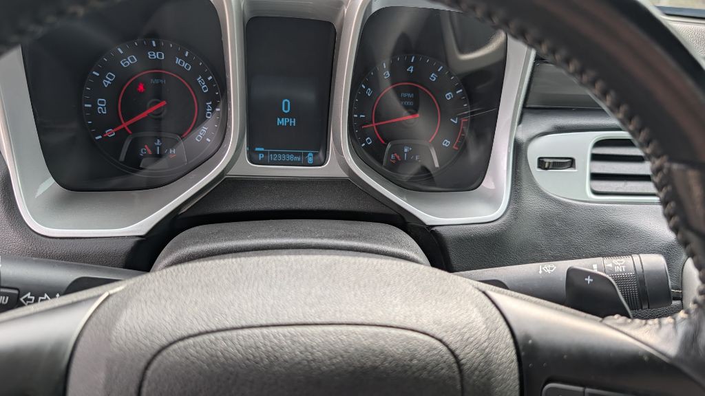 2013 Chevrolet Camaro Image 12