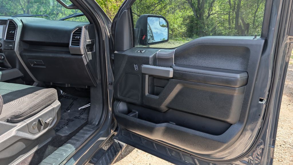 2016 Ford F-150 Image 9