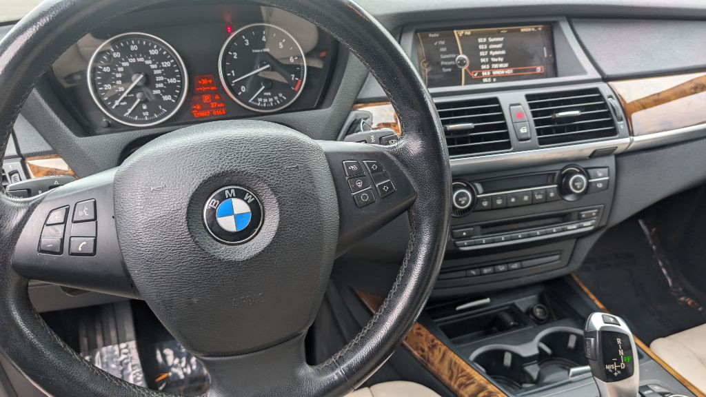 2013 BMW X5 Image 16