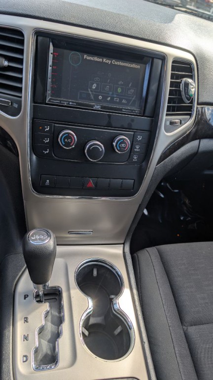 2012 Jeep Grand Cherokee Image 18