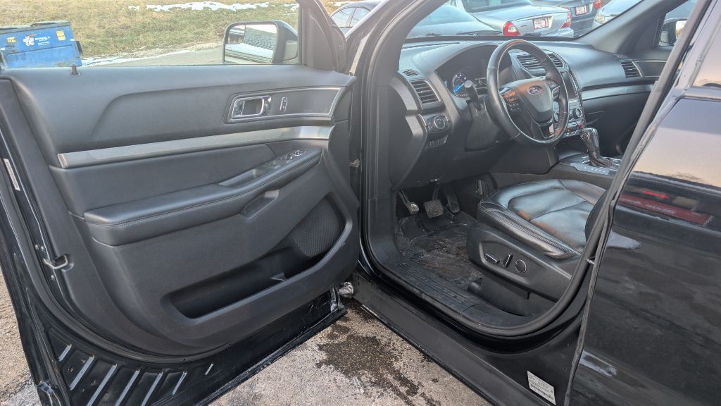 2018 Ford Explorer Image 8