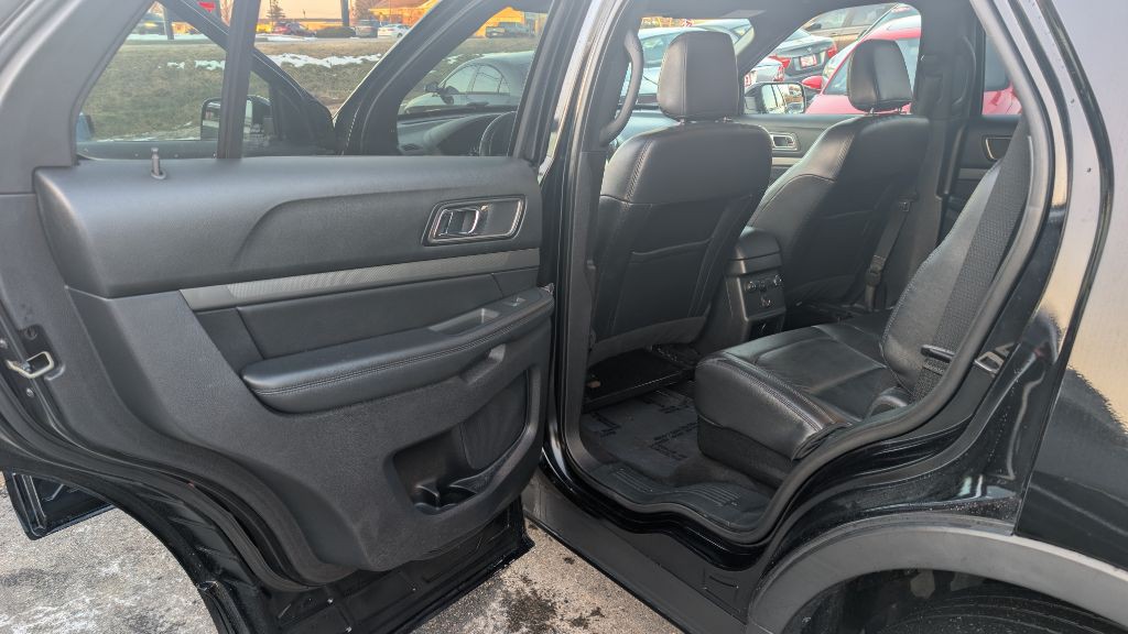 2018 Ford Explorer Image 9